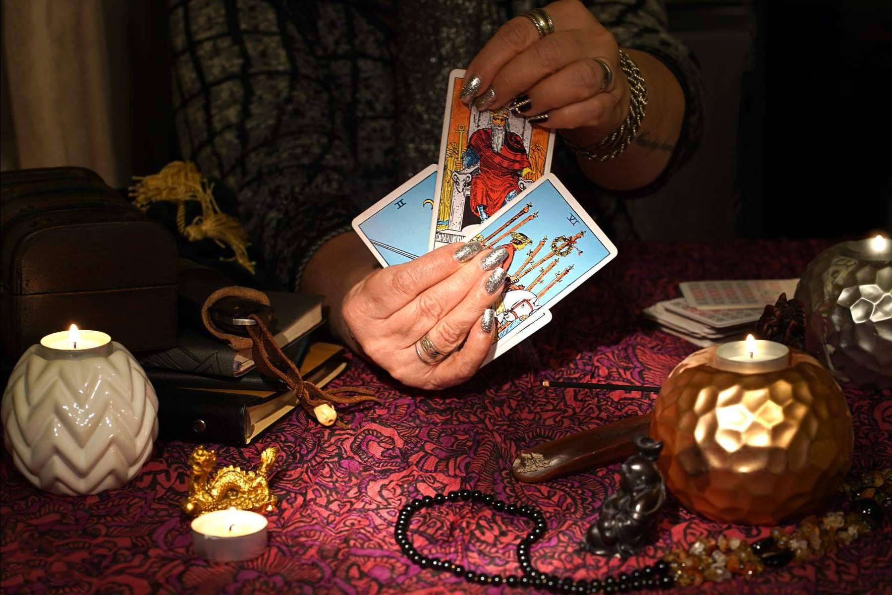 ¿Cuáles son las consultas en tarot más habituales en 2021, según el Tarot de Luz María?