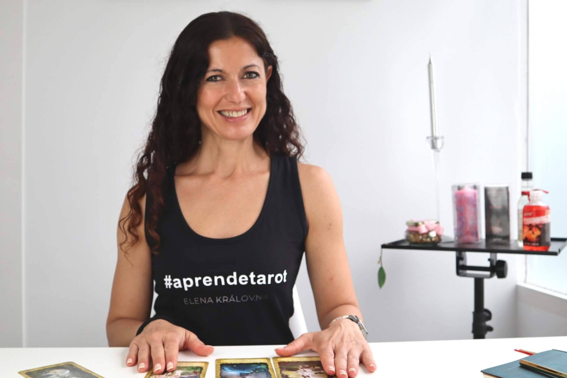La lectura de tarot con Elena Královna y las posibilidades que ofrece