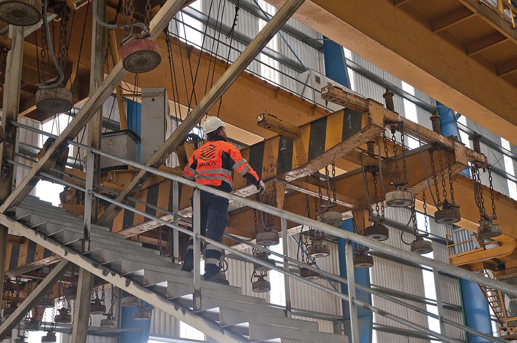 Zeuko renueva las grúas antiguas con retrofit eléctrico