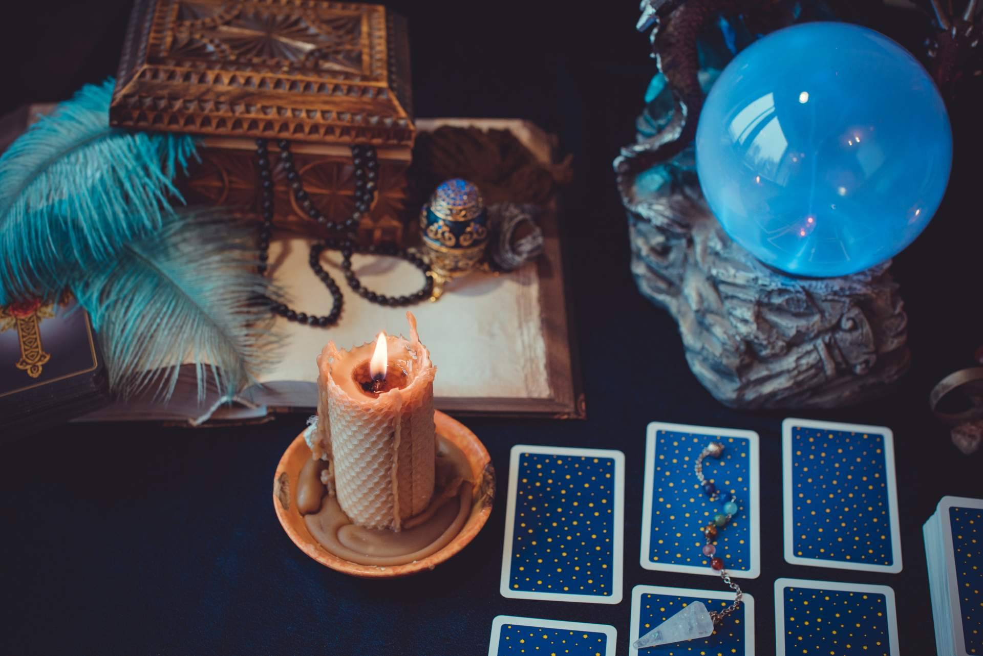 Leotarot permite conocer el futuro inmediato con sus servicios de tarot y videncia gratis