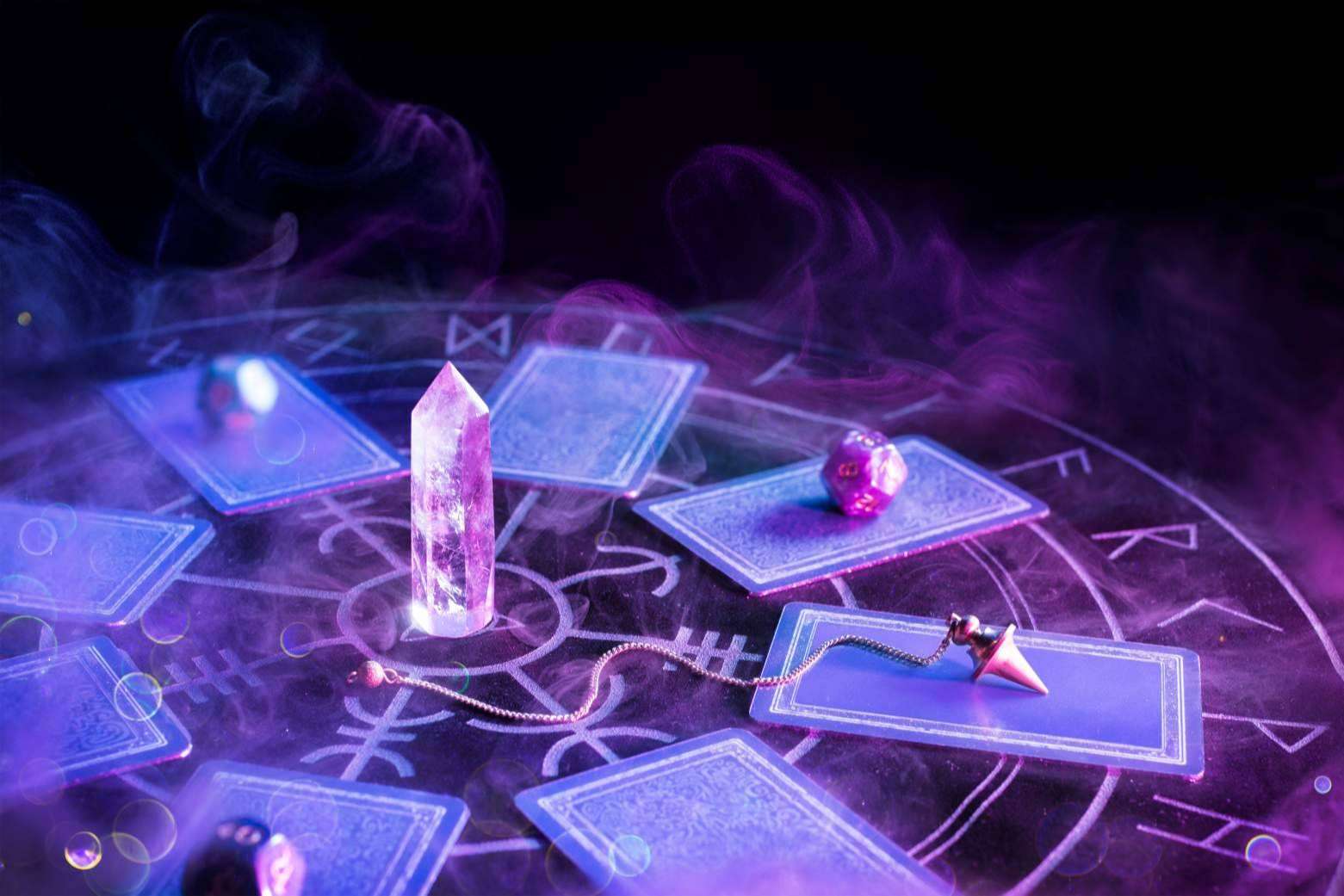Isabel Santiago cuenta con capacidad intuitiva para ofrecer el servicio de tarot intuitivo