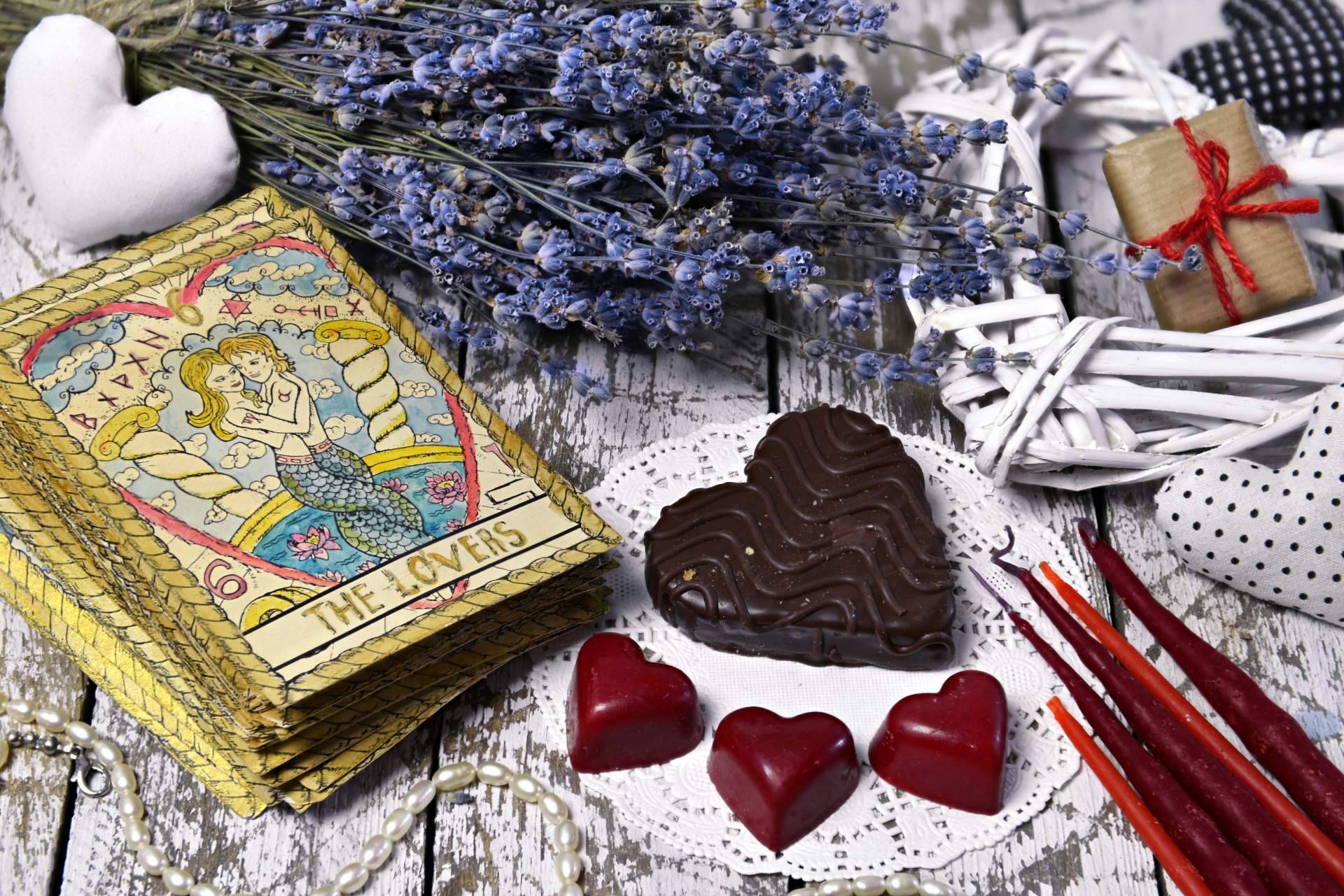 Amanda Tarot Del Amor ofrece servicios de tarot fiable