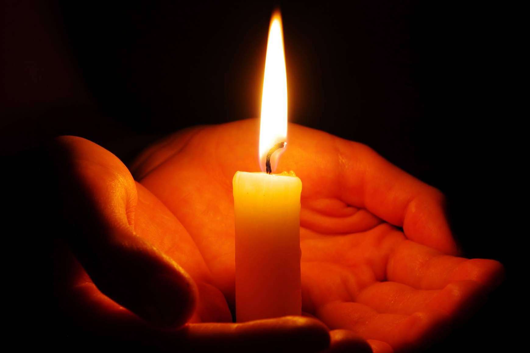 Equilibrar la energía con las velas ritualizadas de Candle Art