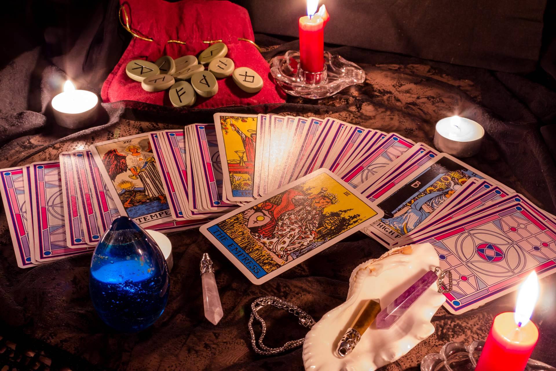 Rosa Sastre, experta en el tarot del amor