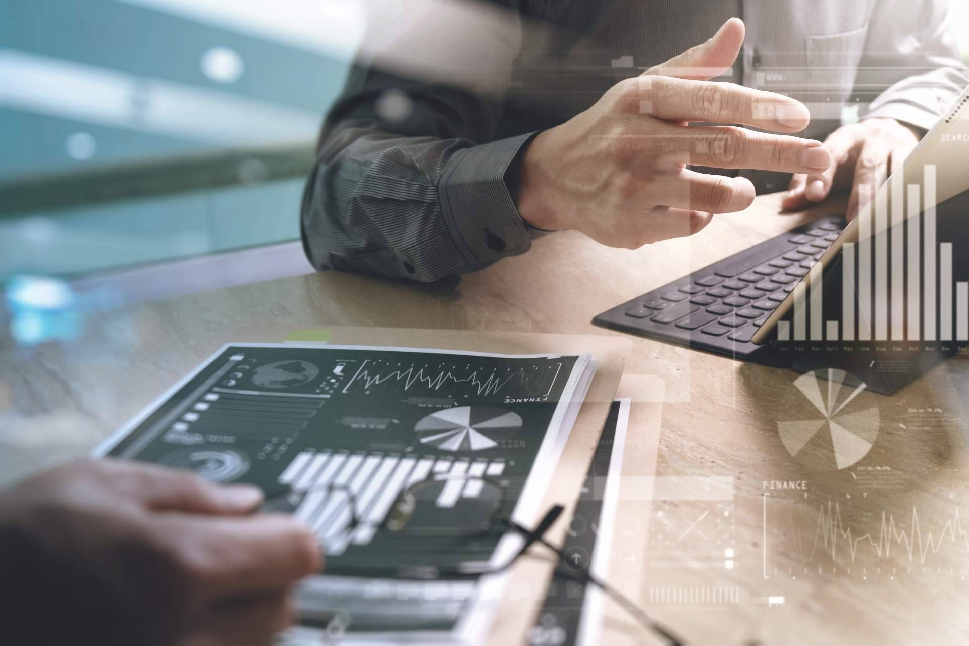 Evitar estafas y hacer una inversión segura con Monestro