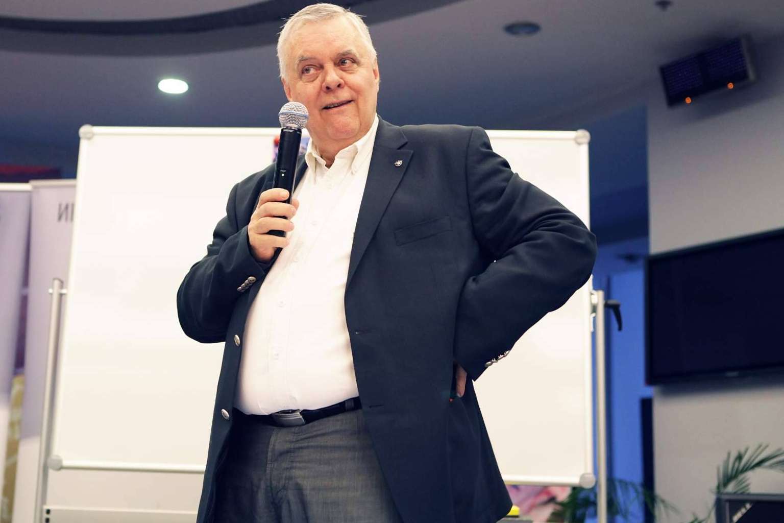 Frank Pucelik, co-creador de la Programación Neurolingüística, se instala en España y, en colaboración con D'Arte Human Business School, sigue formando y difundiendo la PNL original o META
